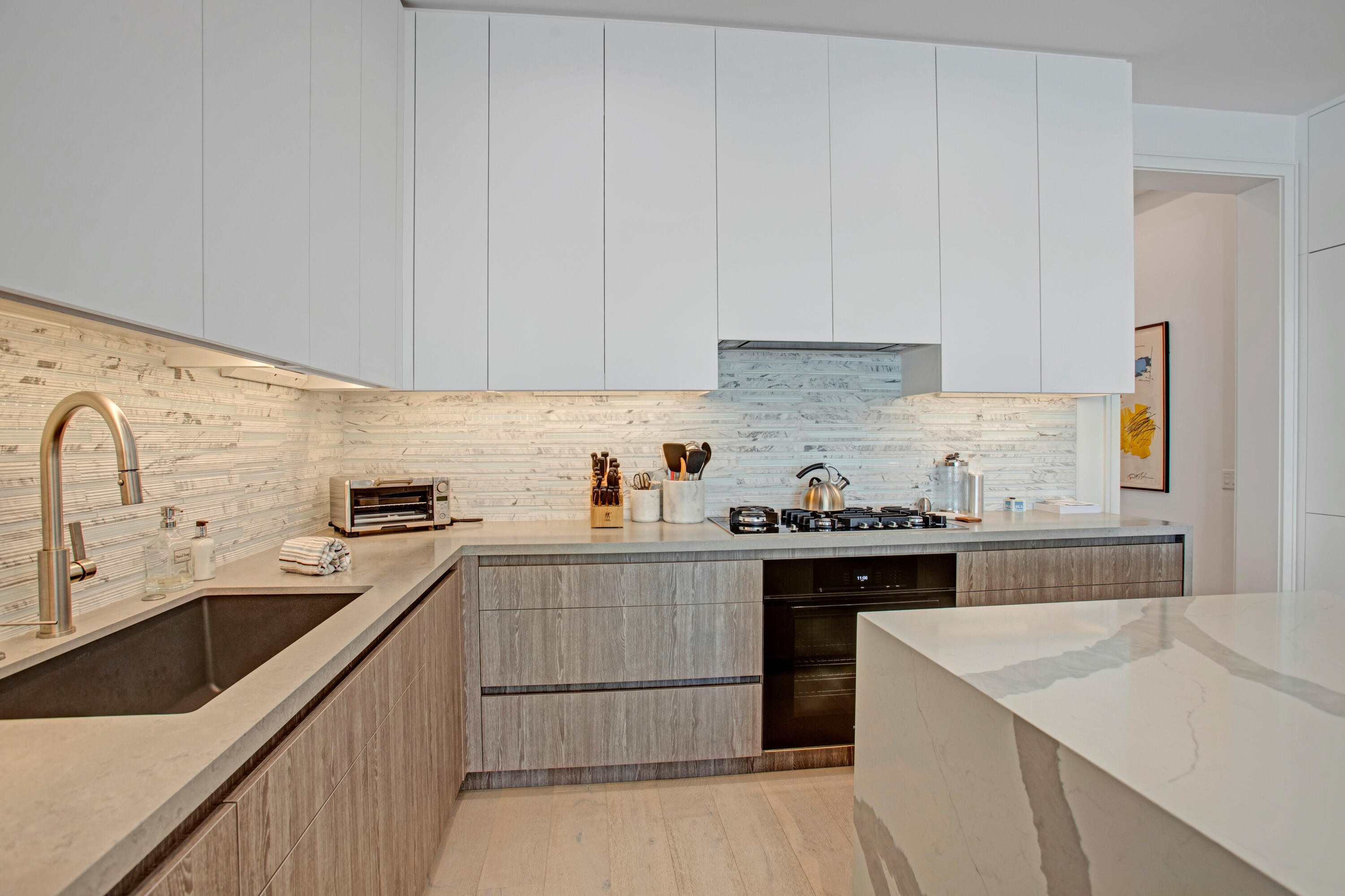 COVE 4 CONDO - Residential