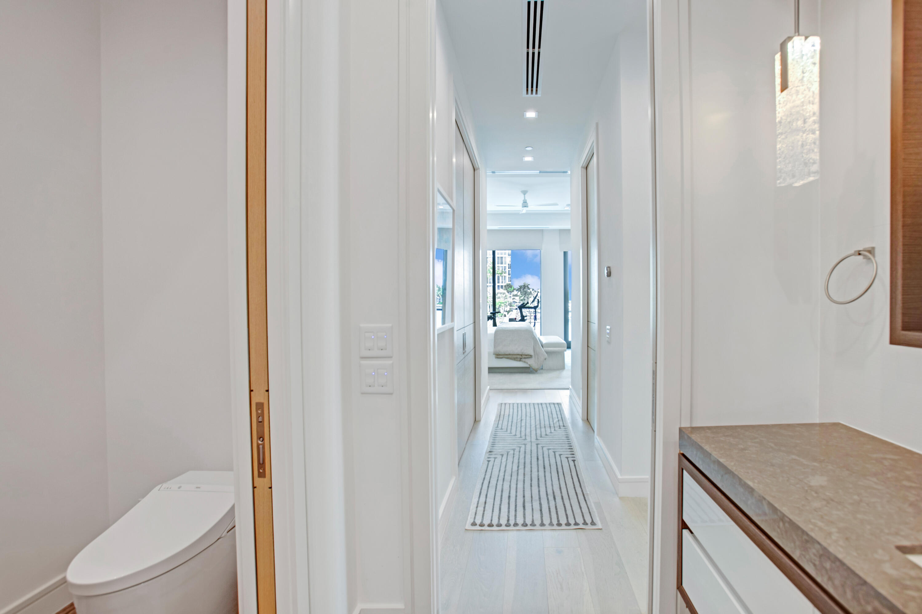 COVE 4 CONDO - Residential