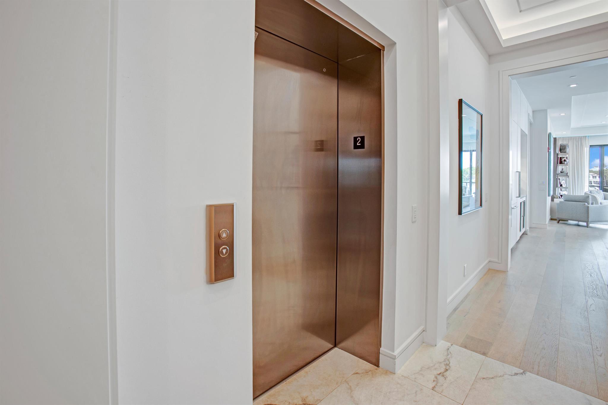 COVE 4 CONDO - Residential