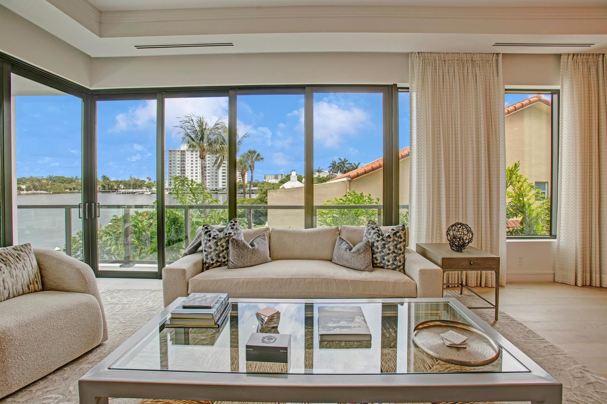 COVE 4 CONDO - Residential