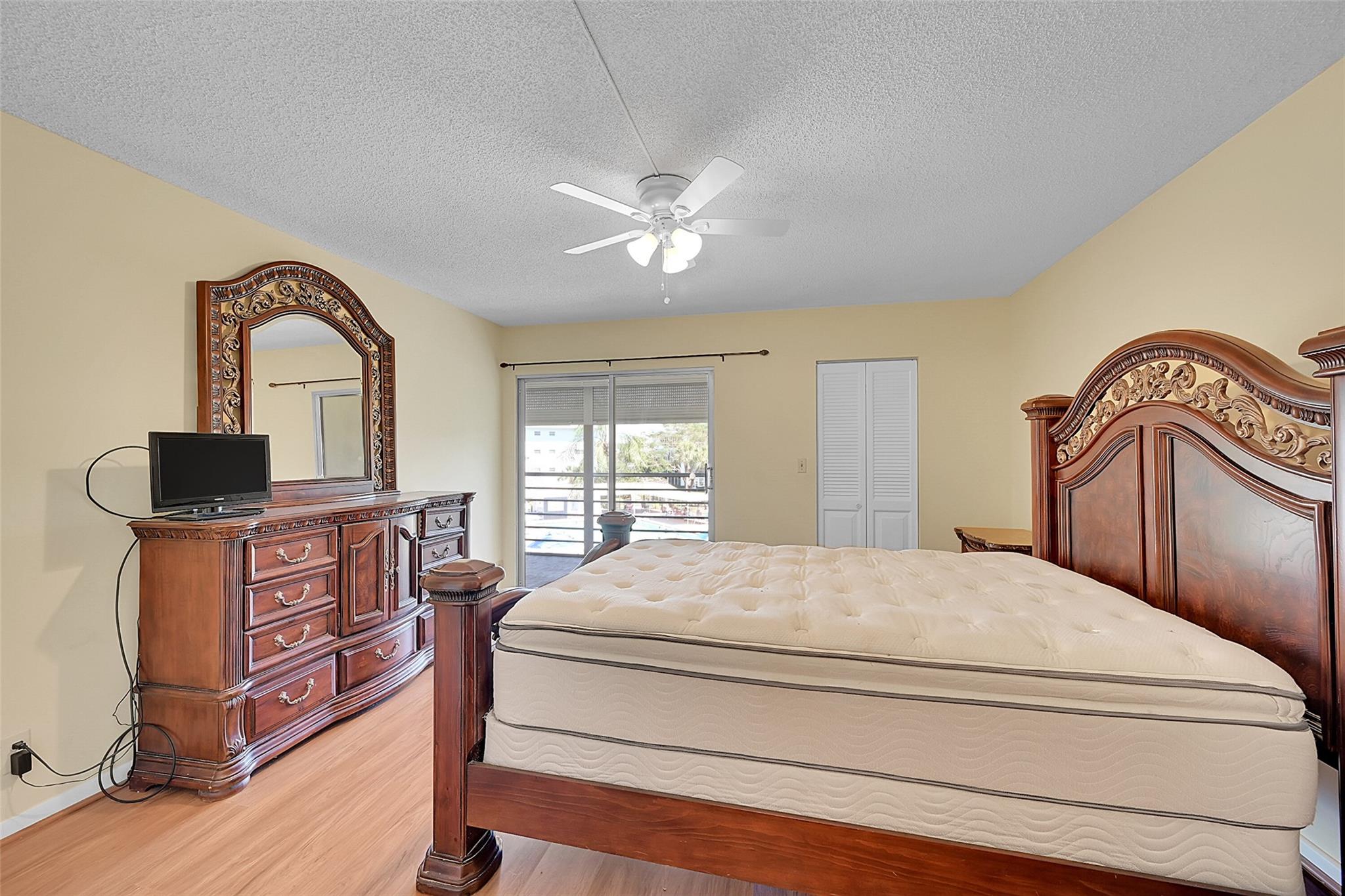 WYNMOOR-VILLAGE - Residential