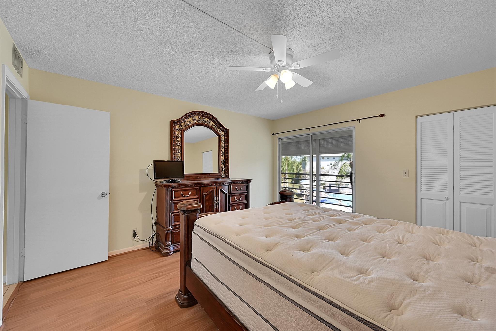 WYNMOOR-VILLAGE - Residential