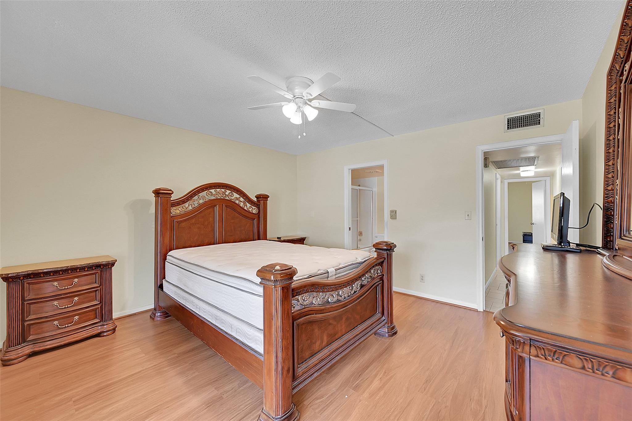 WYNMOOR-VILLAGE - Residential