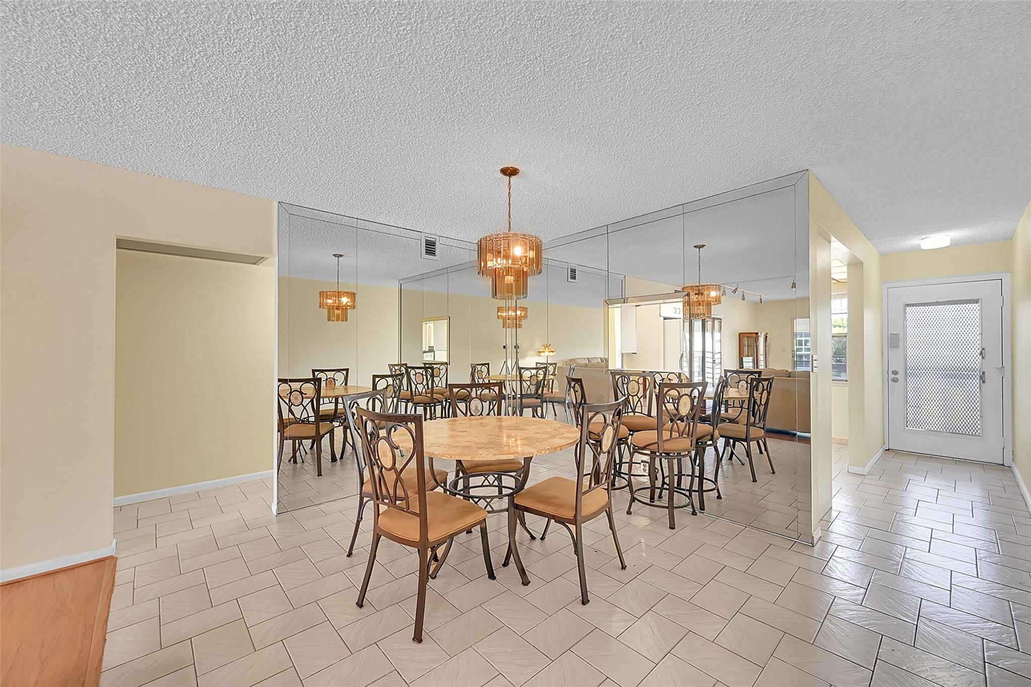WYNMOOR-VILLAGE - Residential