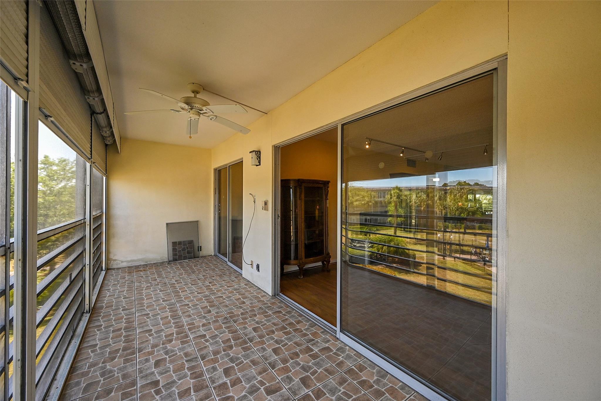 WYNMOOR-VILLAGE - Residential