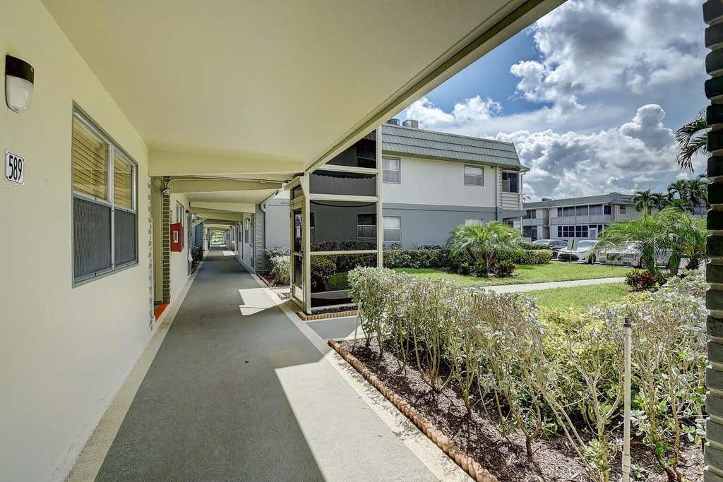Photo of 587 Monaco M, Delray Beach, FL 33446 (MLS # R10777396)