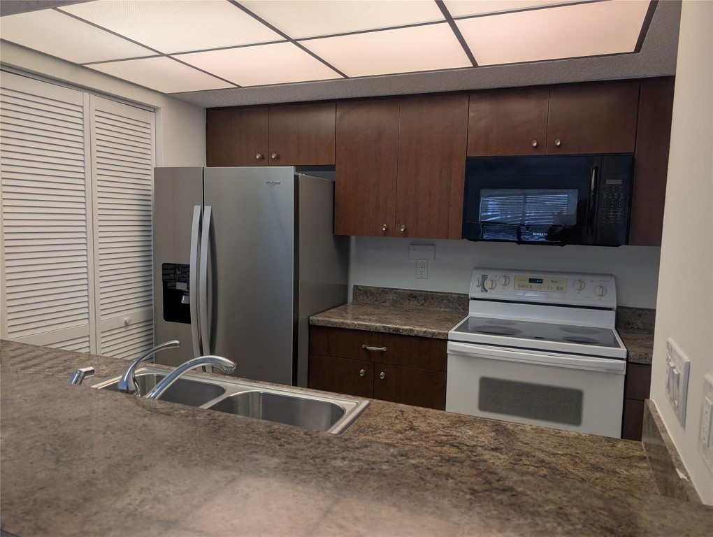 Flamingo Villas - Residential Lease