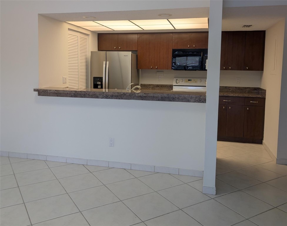 Flamingo Villas - Residential Lease