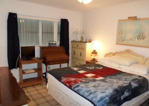 CRESTHAVEN VILLAS CONDO 1 - Residential