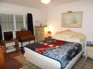 CRESTHAVEN VILLAS CONDO 1 - Residential