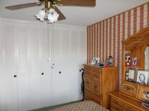 CRESTHAVEN VILLAS CONDO 1 - Residential