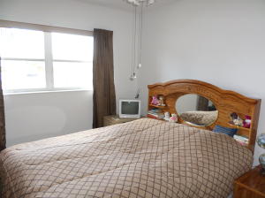 CRESTHAVEN VILLAS CONDO 1 - Residential