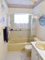 CRESTHAVEN VILLAS CONDO 1 - Residential