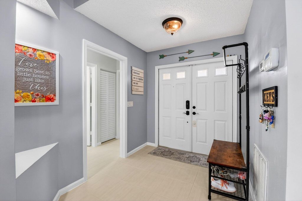 Photo of 6200 Windlass Circle, Boynton Beach, FL 33472 (MLS # B26001202)