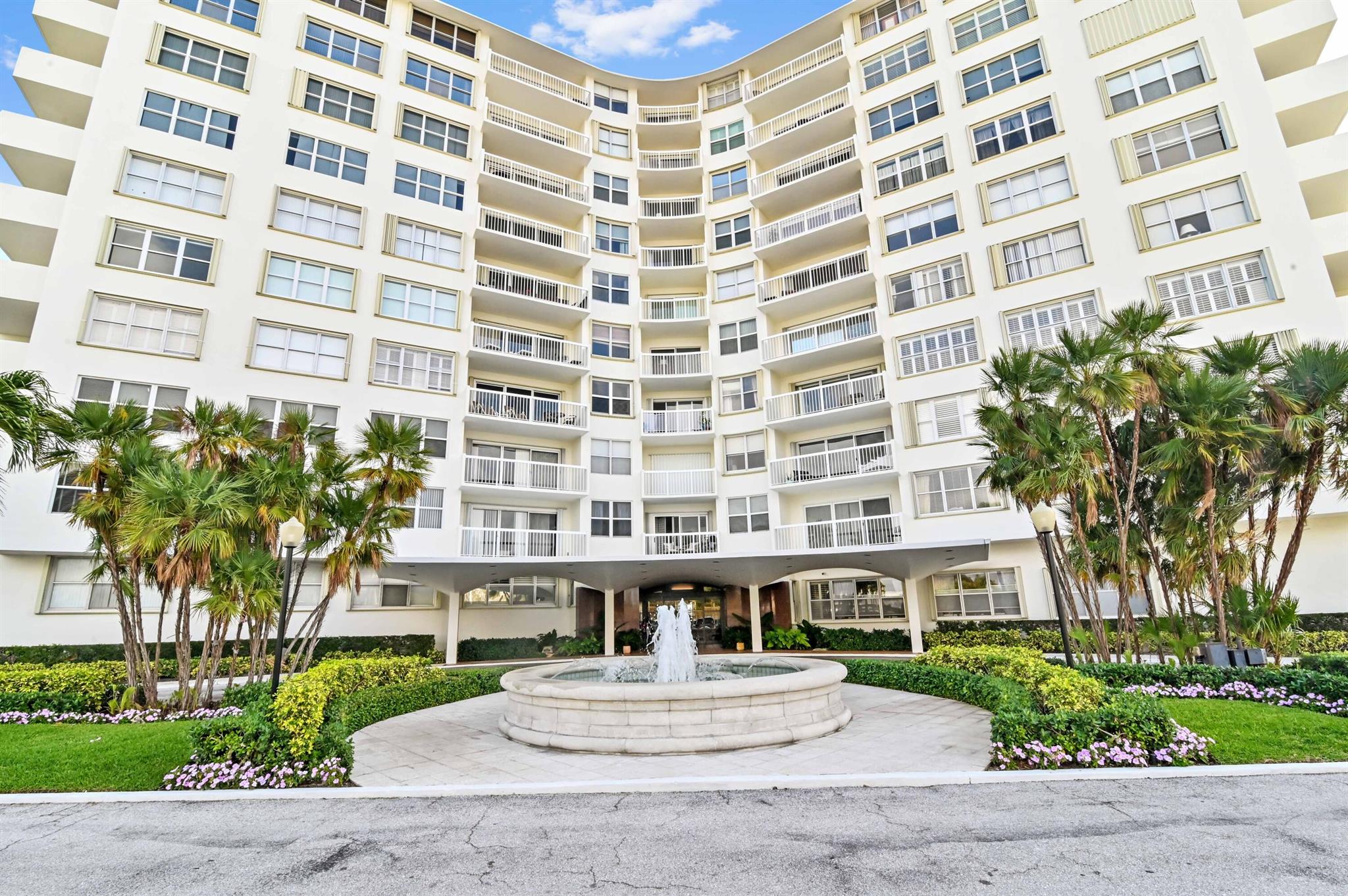 Experience tranquil waterfront living in this fully renovated 3-bedroom, 2-bath waterfront on Flagler, West Palm Beach. Enjoy breathtaking Intracoastal views, along with vistas of Palm Beach estates and the Atlantic Ocean. The open-concept great room features floor-to-ceiling windows, granite kitchen countertops, and expansive bedrooms with updated baths. Offered as seasonal furnished from October to May, this residence provides 24-hour doorman service, gated entry, and assigned parking. Just steps from Northwood's vibrant restaurants, art galleries, and boutique shops, this rare rental is move-in ready. Watch yachts glide by and sunrises steal the show--luxury, lifestyle, and location in one.