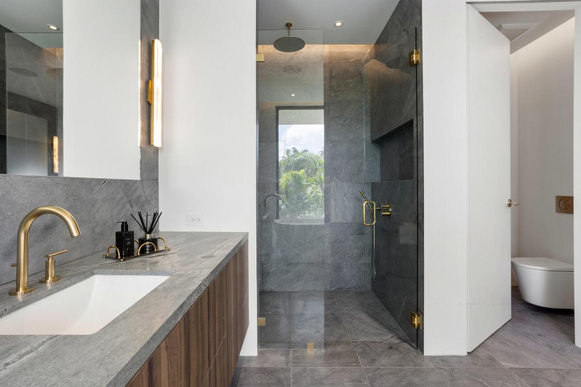 1236 GEORGE BUSH BLVD - Residential