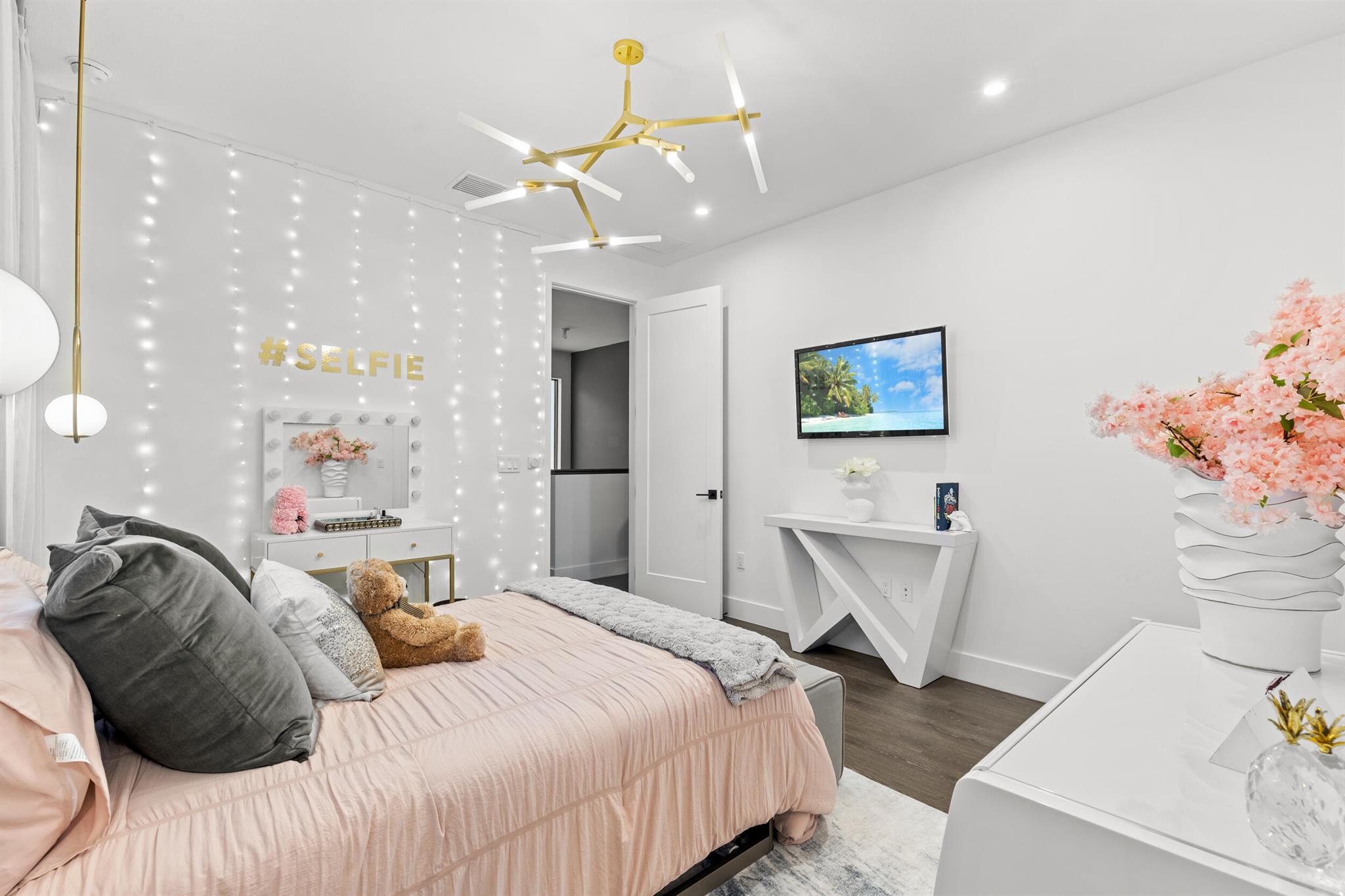 AVENIR POD - Residential
