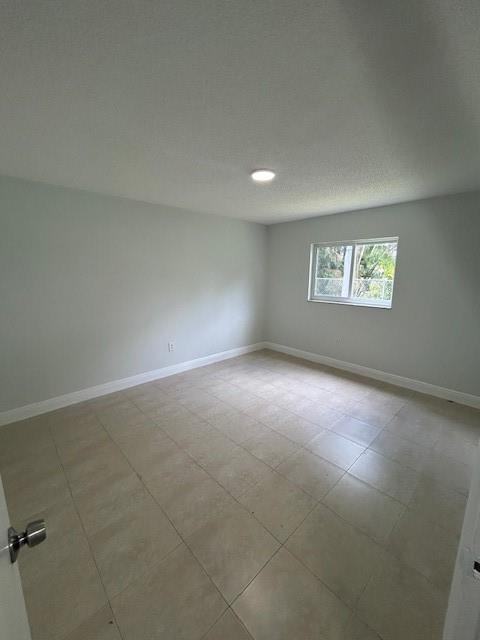 Jc Langes 14-67 B - Residential Lease