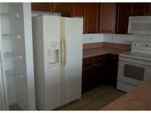 BRIGER / LAKES OF LAGUNA - Residential Lease