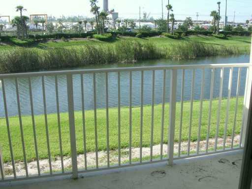 Properties 1049 Golden Lakes Boulevard 122