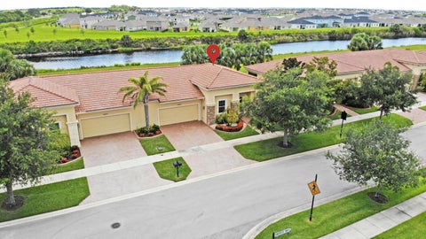 Featured picture for the property R11048157
