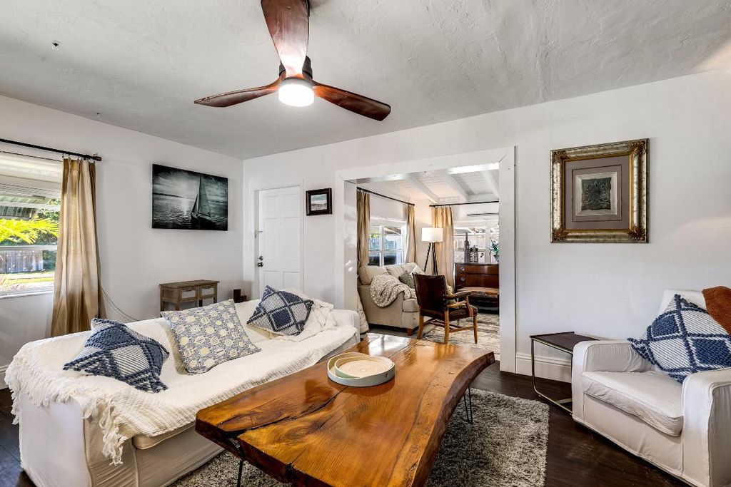 Photo of 609 S Arnold Avenue S, Lantana, FL 33462 (MLS # R11151545)