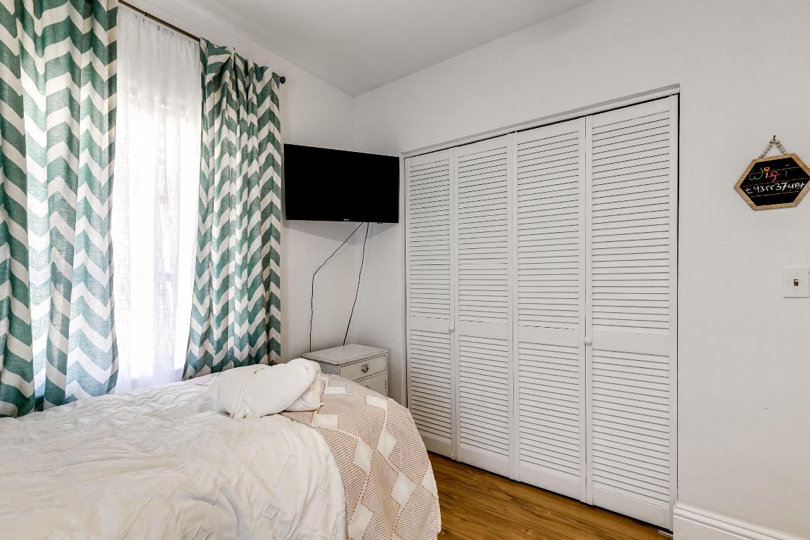 LANTANA HEIGHTS 5 - Residential Lease