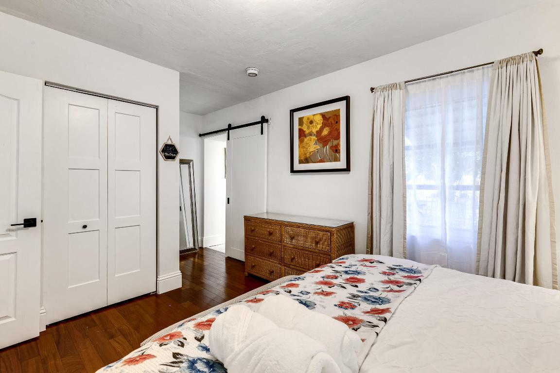 LANTANA HEIGHTS 5 - Residential Lease