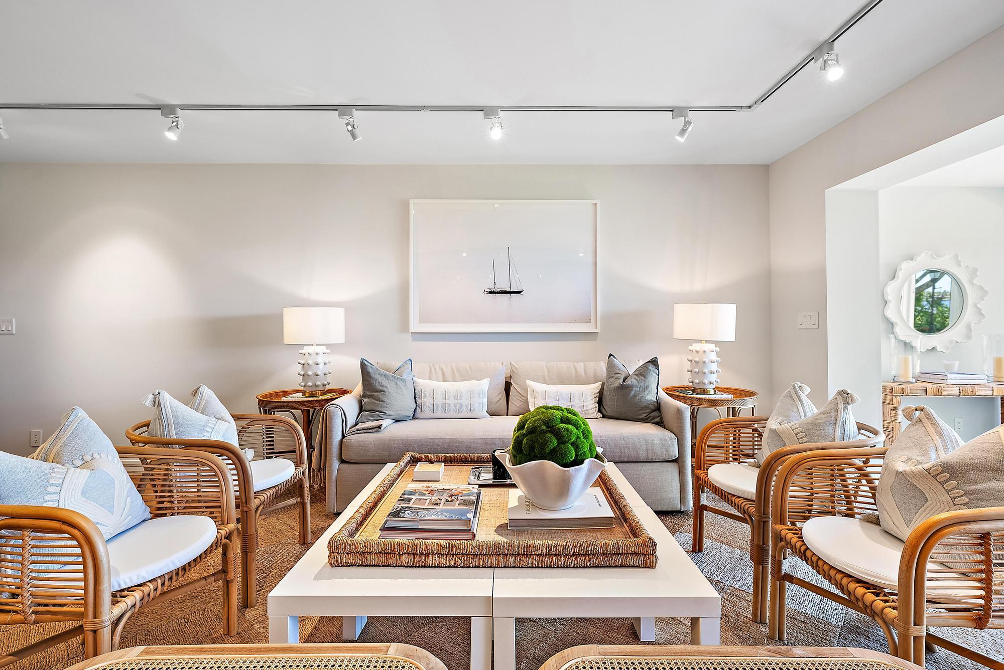 View photos, virtual tours, details... 2 Church Lane 115-116