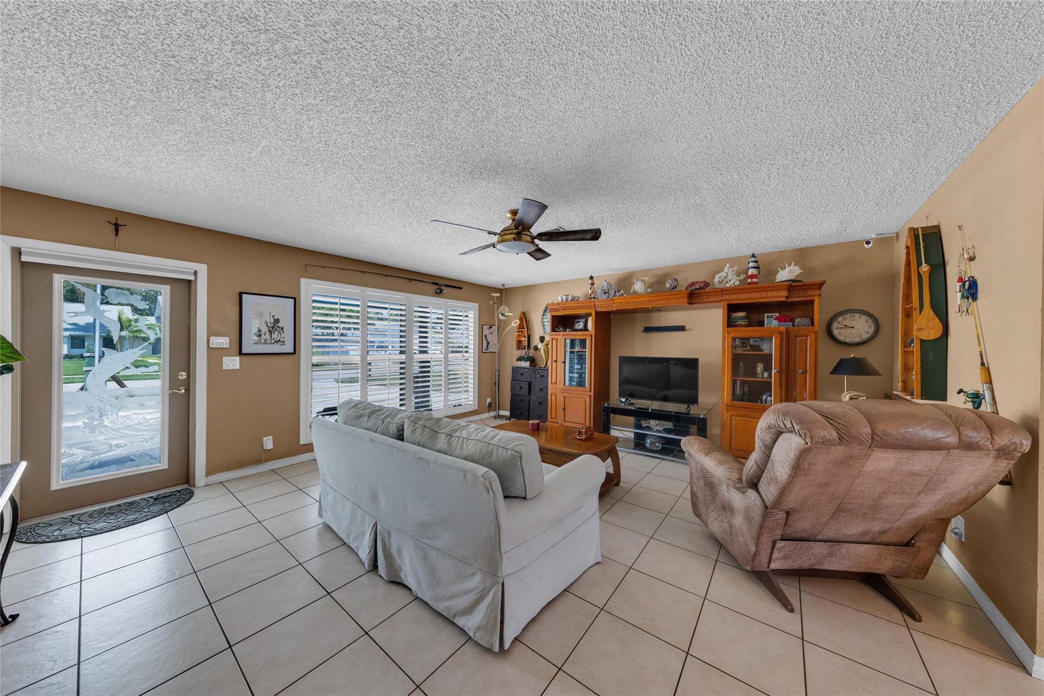 2919 Cormorant Rd