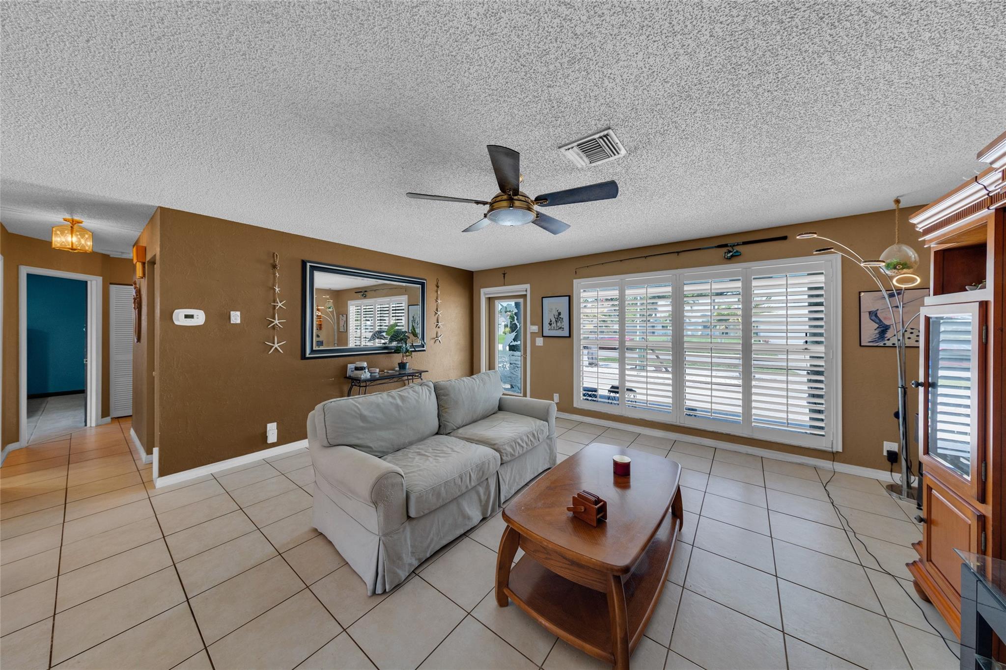 2919 Cormorant Rd