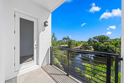 Tiny photo for 2900 NE 12th Terrace #25, Oakland Park, FL 33334 (MLS # B26043831)
