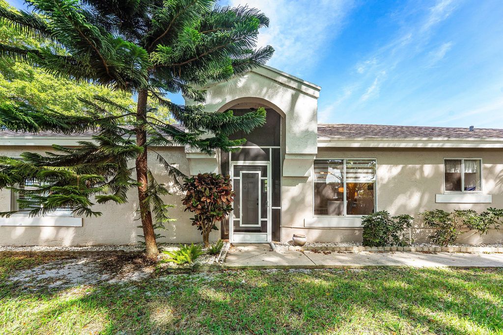 Photo of 9112 Vineland Court #A, Boca Raton, FL 33496 (MLS # R11140904)