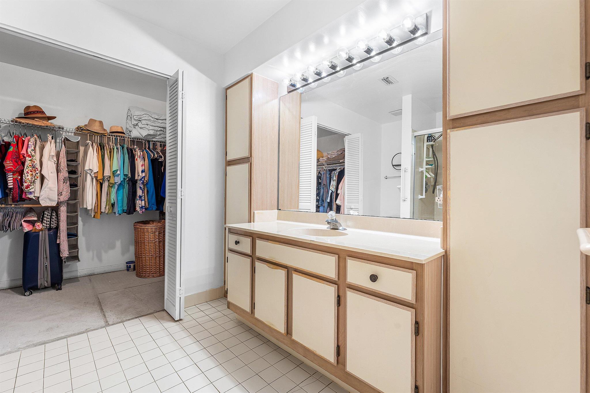 BOCA GARDENS - Residential