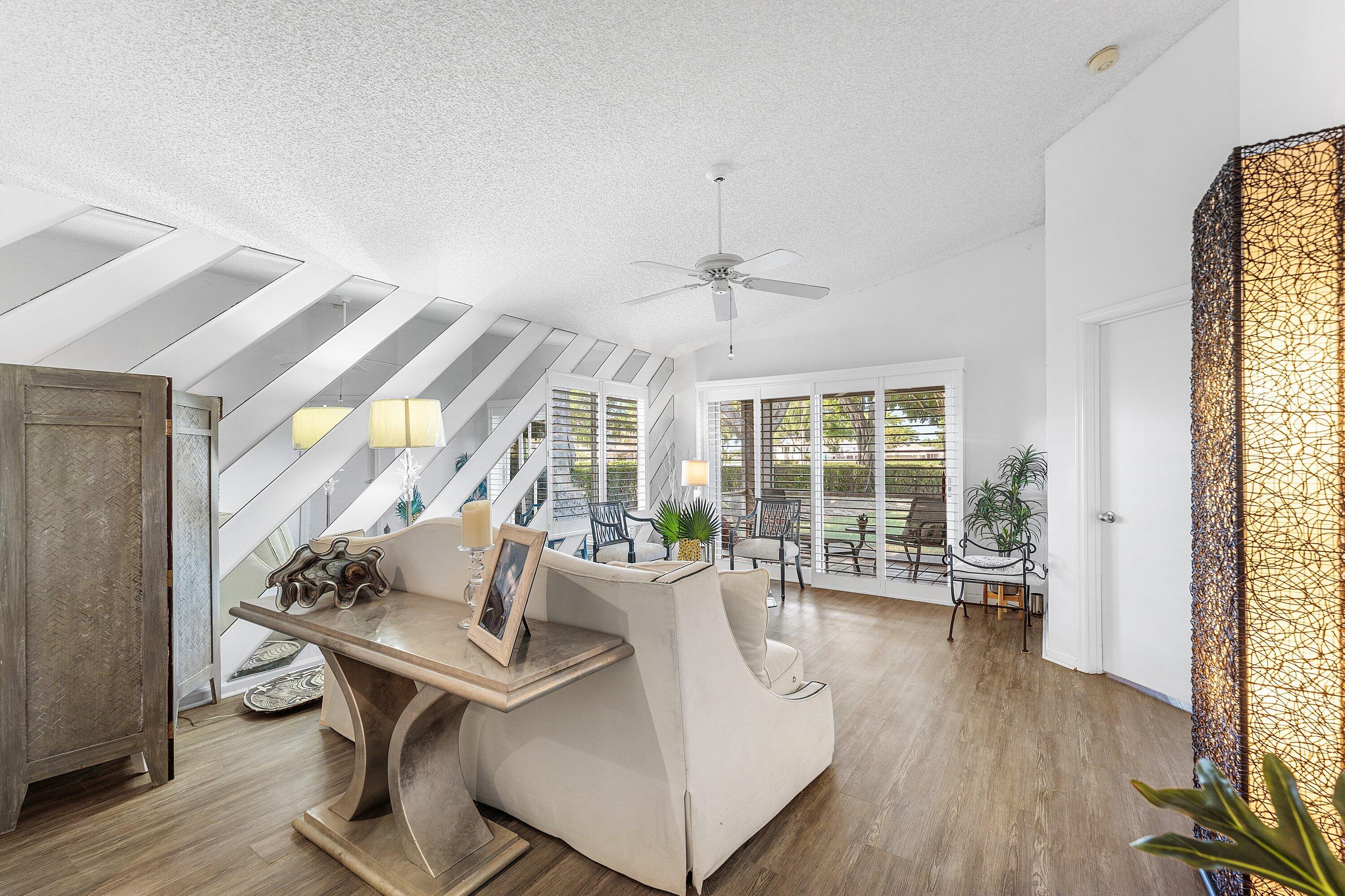 BOCA GARDENS - Residential