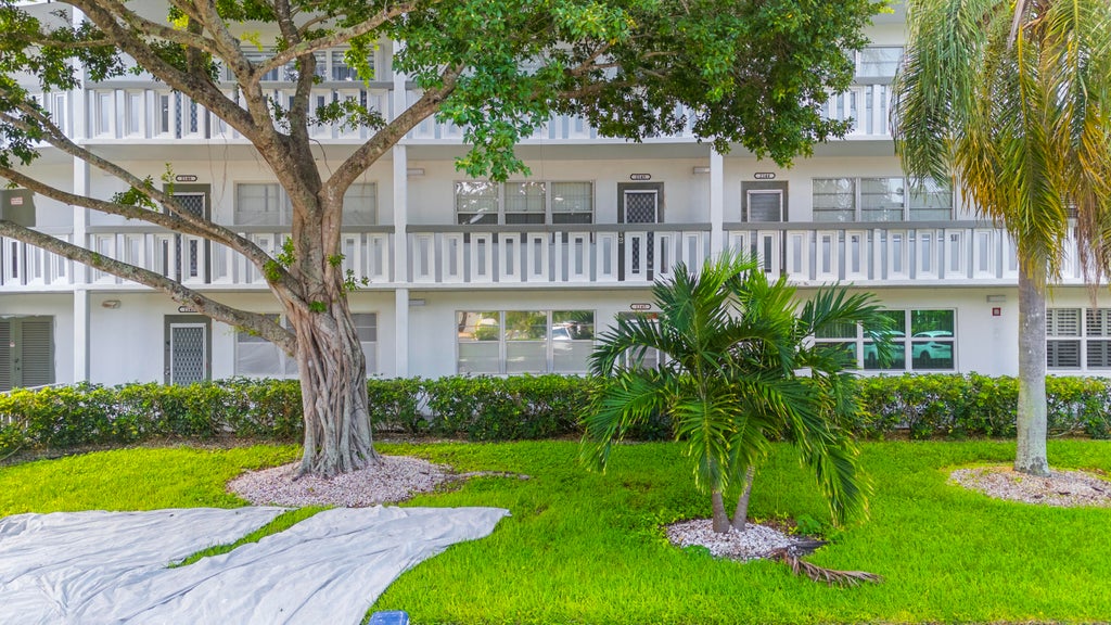 Photo of 1145 Cambridge G, Deerfield Beach, FL 33442 (MLS # B26073112)