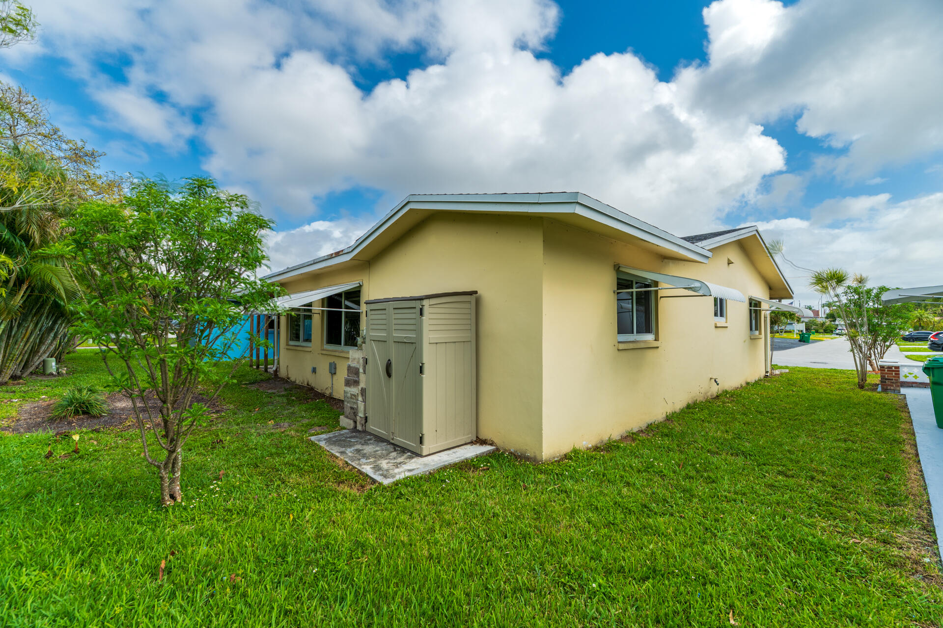 MAINLANDS OF TAMARAC LAKES - Residential