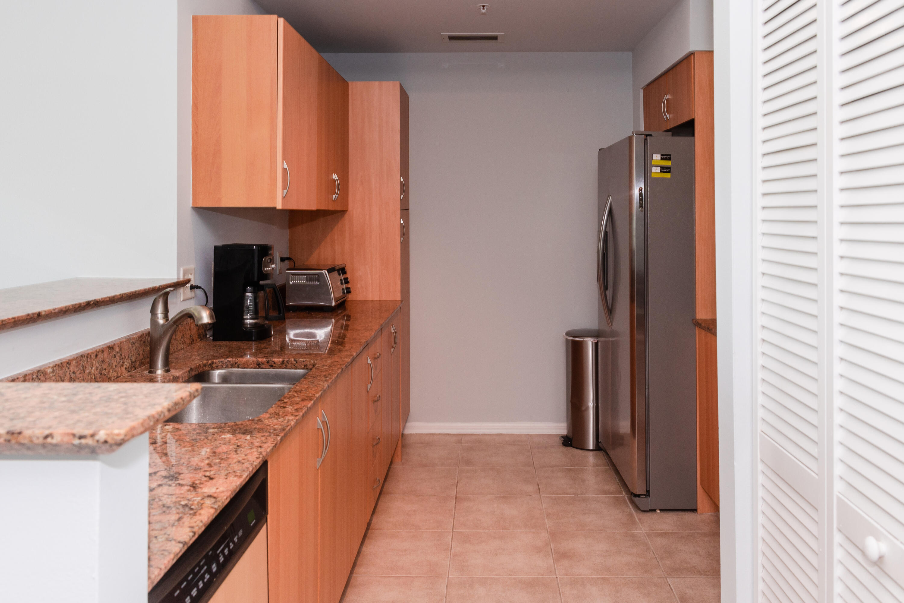 802 W Windward Way 311