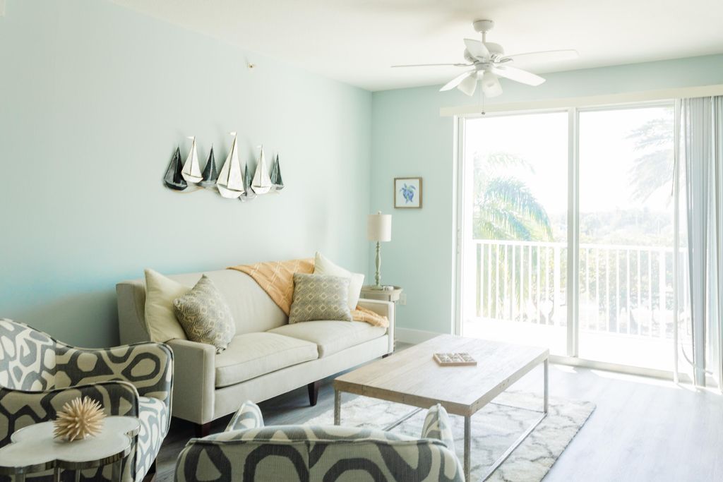 Photo of 802 W Windward Way #311, Lantana, FL 33462 (MLS # B26014705)