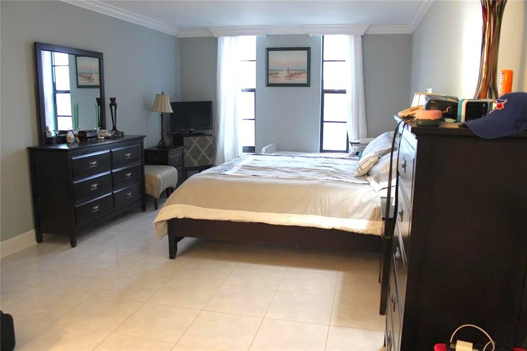 Pompano Atlantis Condo - Residential Lease