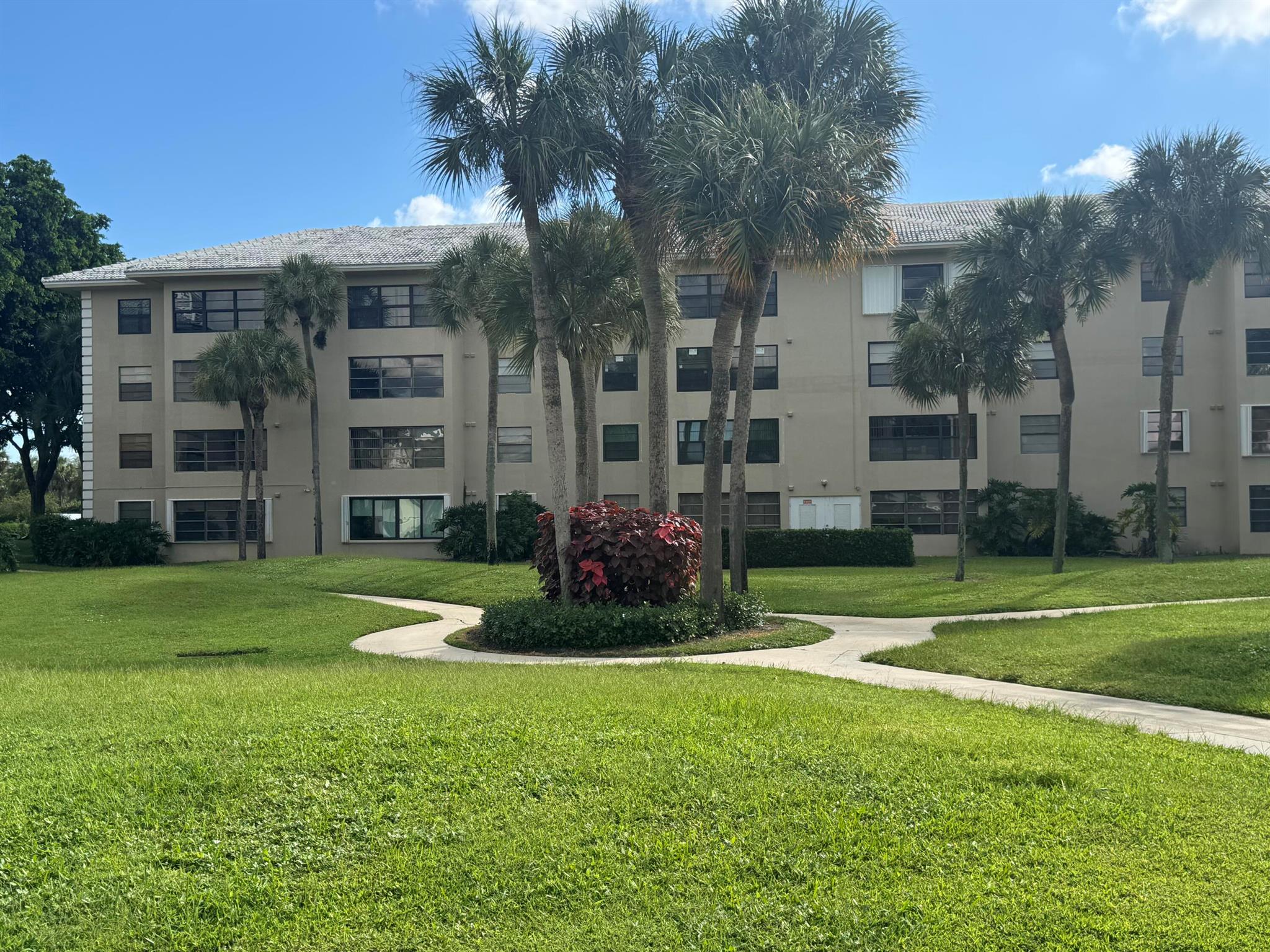 WHITEHALL VILLAGE - Residential