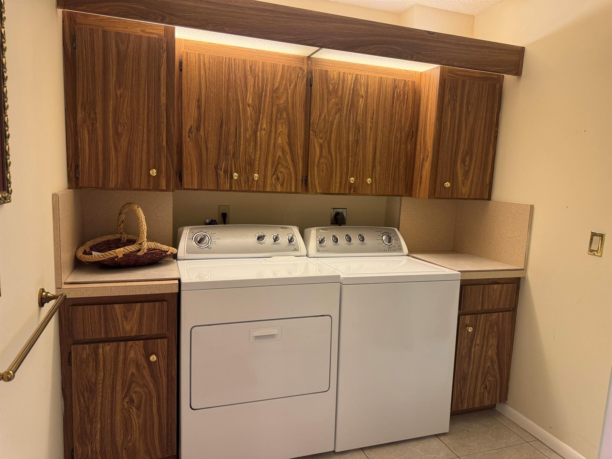 WHITEHALL VILLAGE - Residential