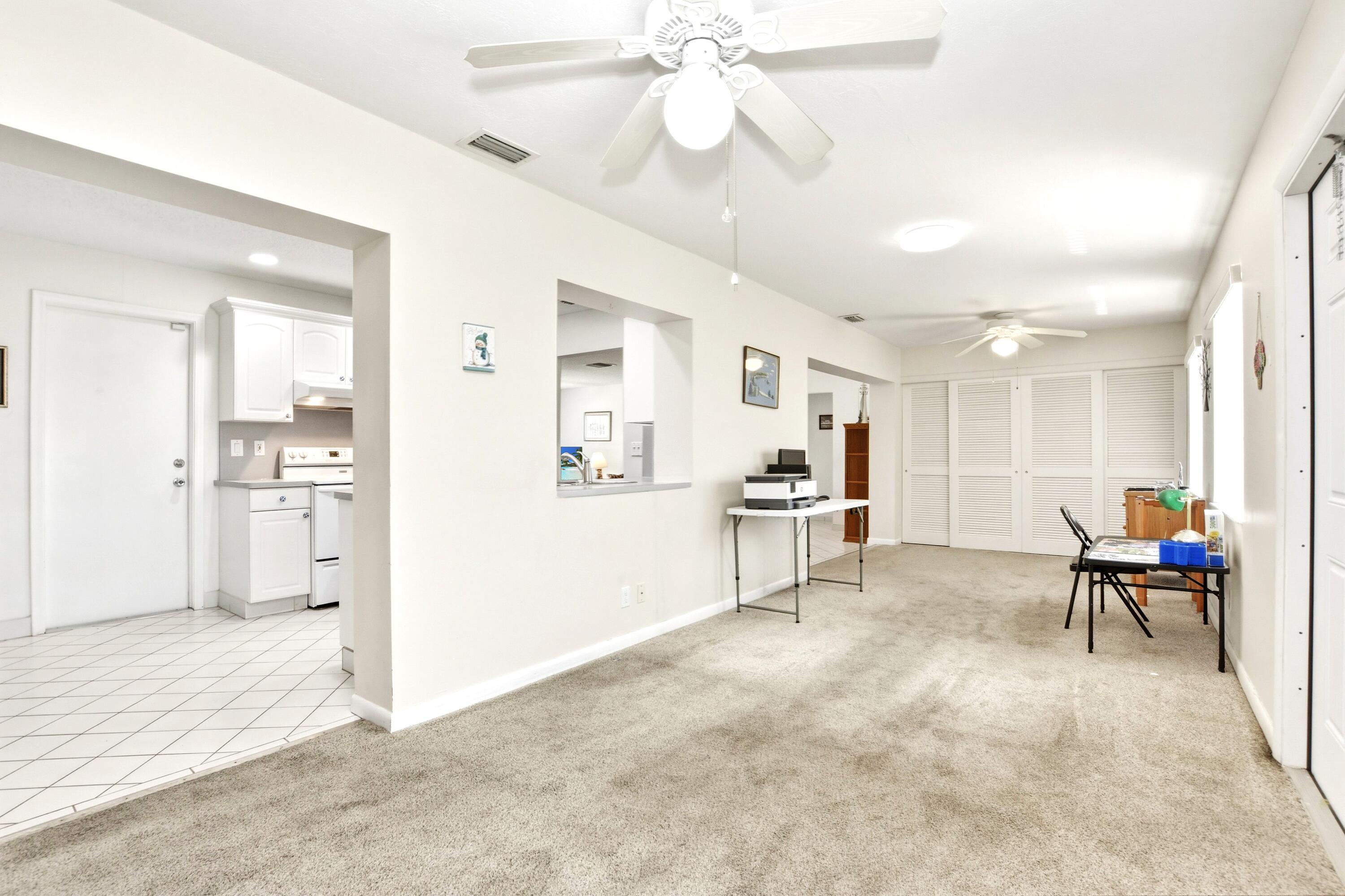 PALM BEACH LEISUREVILLE SEC 10 - Residential