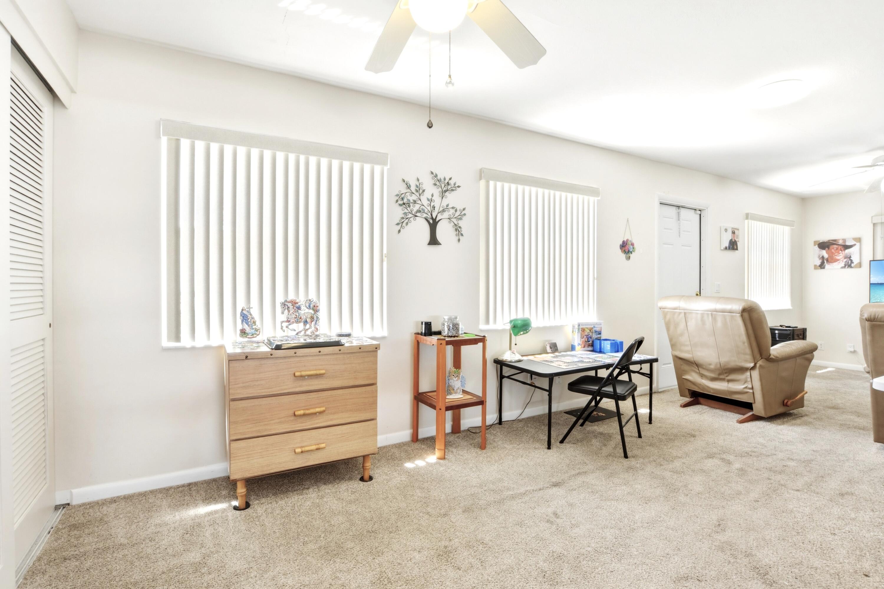 PALM BEACH LEISUREVILLE SEC 10 - Residential