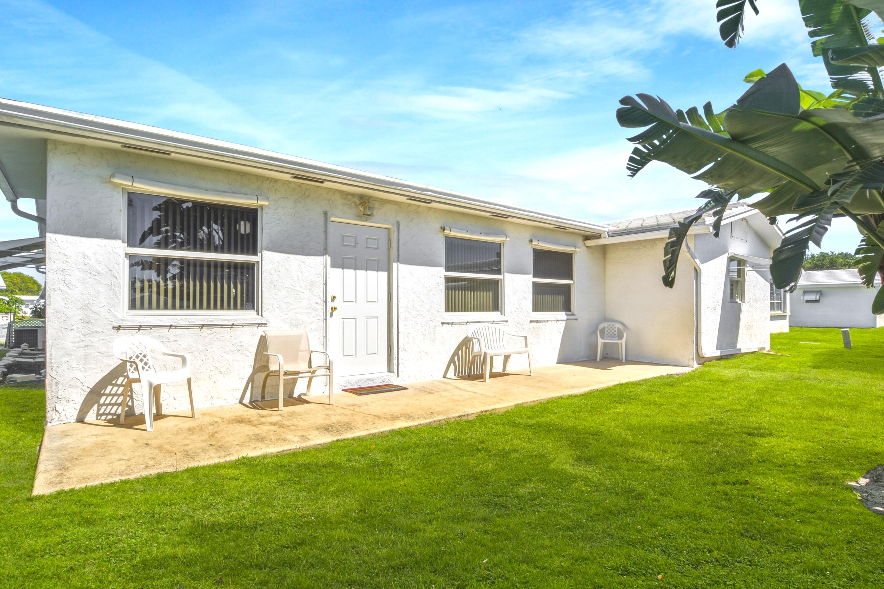 PALM BEACH LEISUREVILLE SEC 10 - Residential