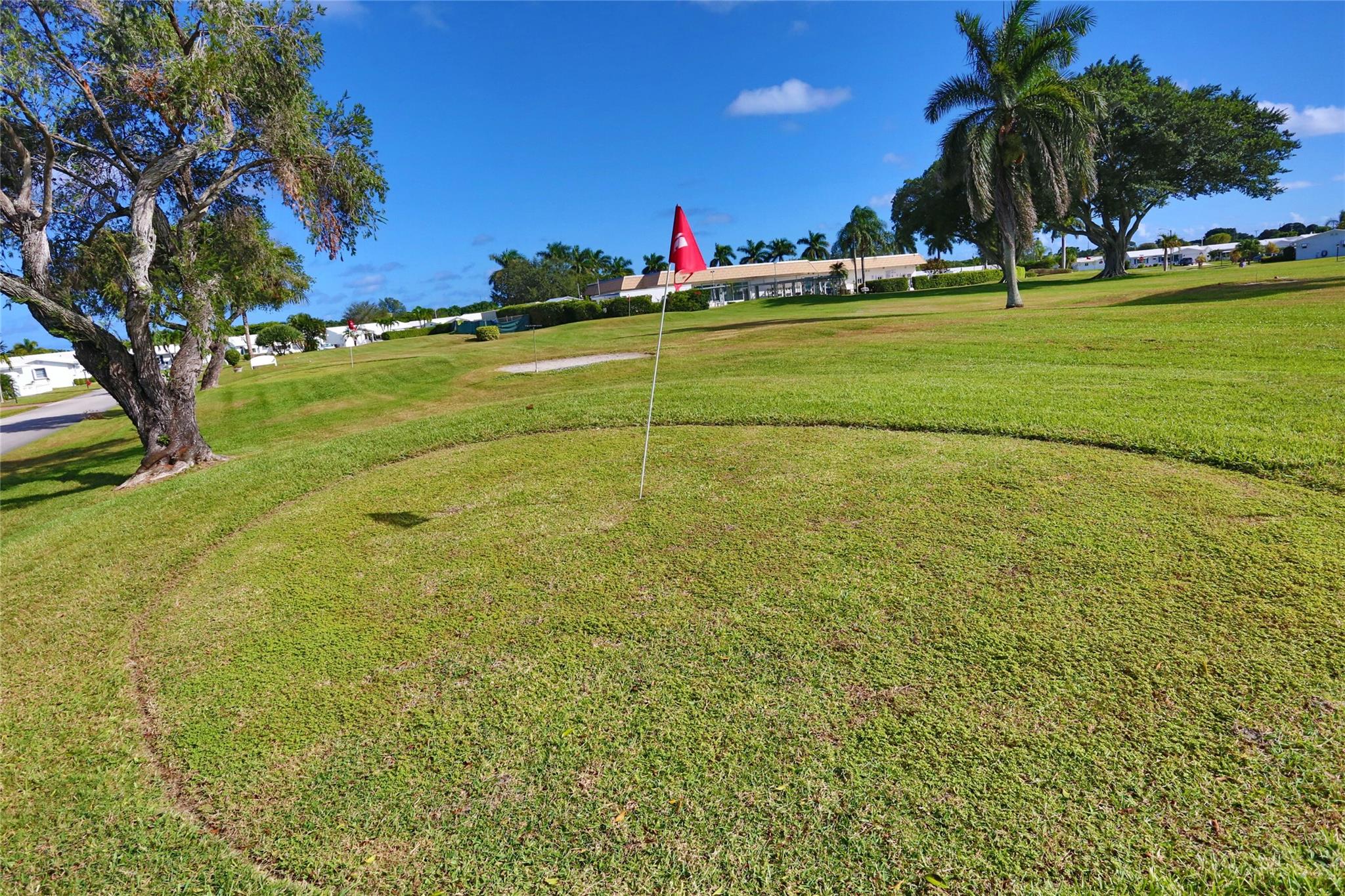 PALM  BEACH LEISUREVILLE 10 - Residential