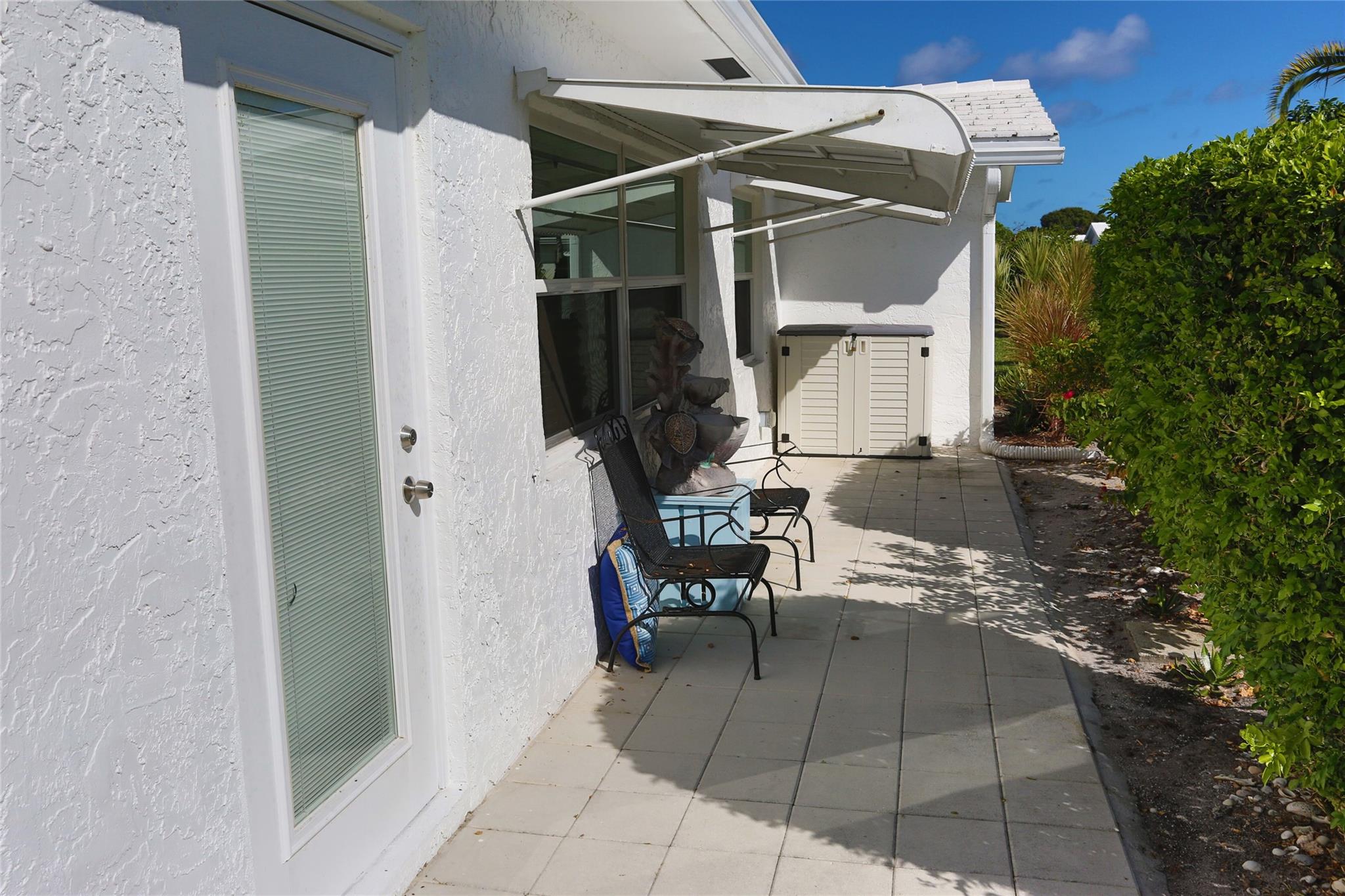 PALM  BEACH LEISUREVILLE 10 - Residential