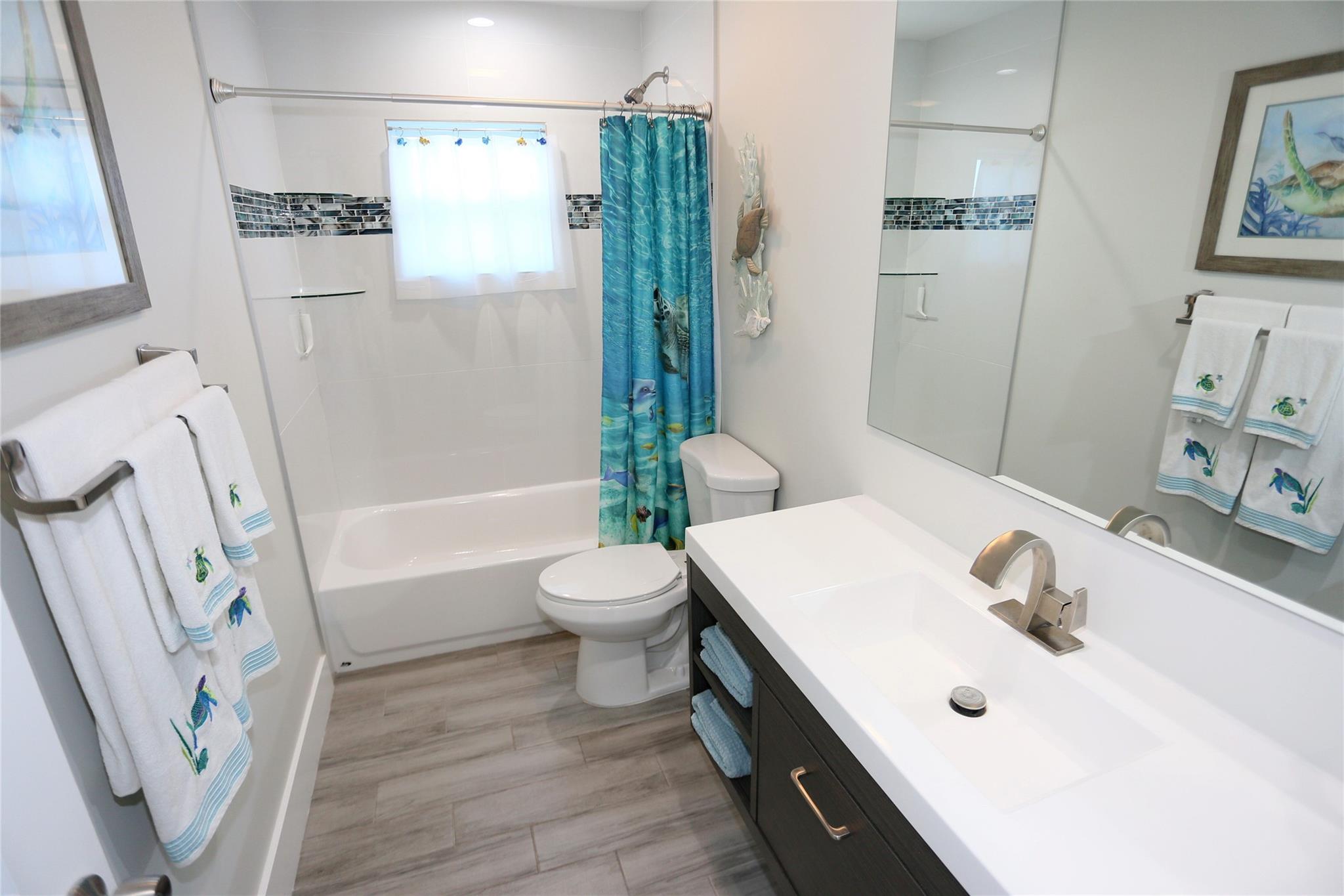 PALM  BEACH LEISUREVILLE 10 - Residential