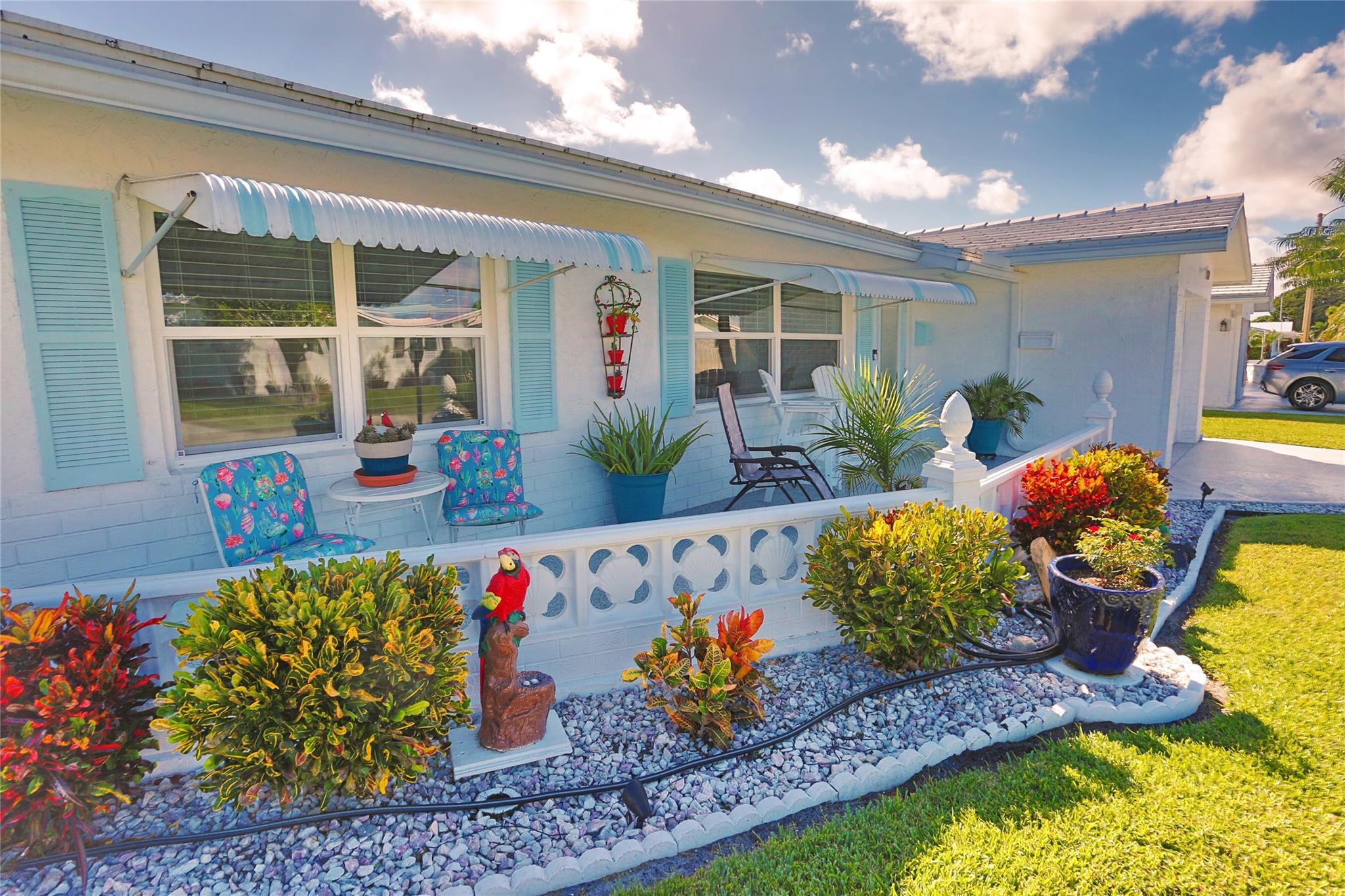 PALM  BEACH LEISUREVILLE 10 - Residential