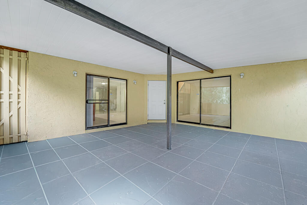 VILLAGE OF TURNBERRY PH II - Residential Lease